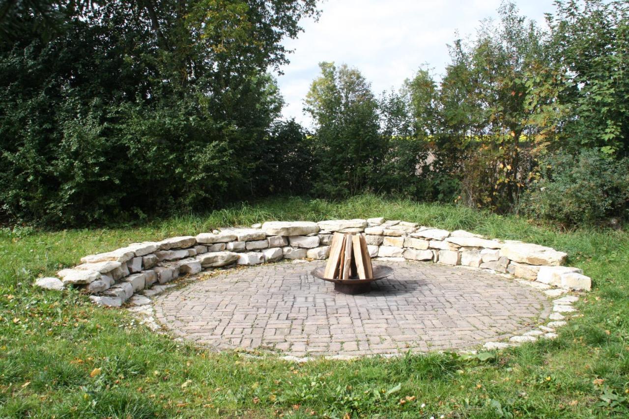 Zimmervermietung Am Habsberg Velburg Esterno foto